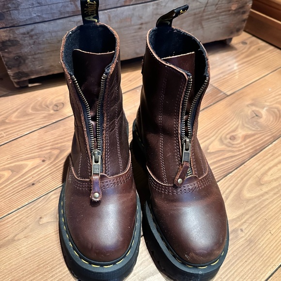Dr Martens Brown - Picture 2 of 5